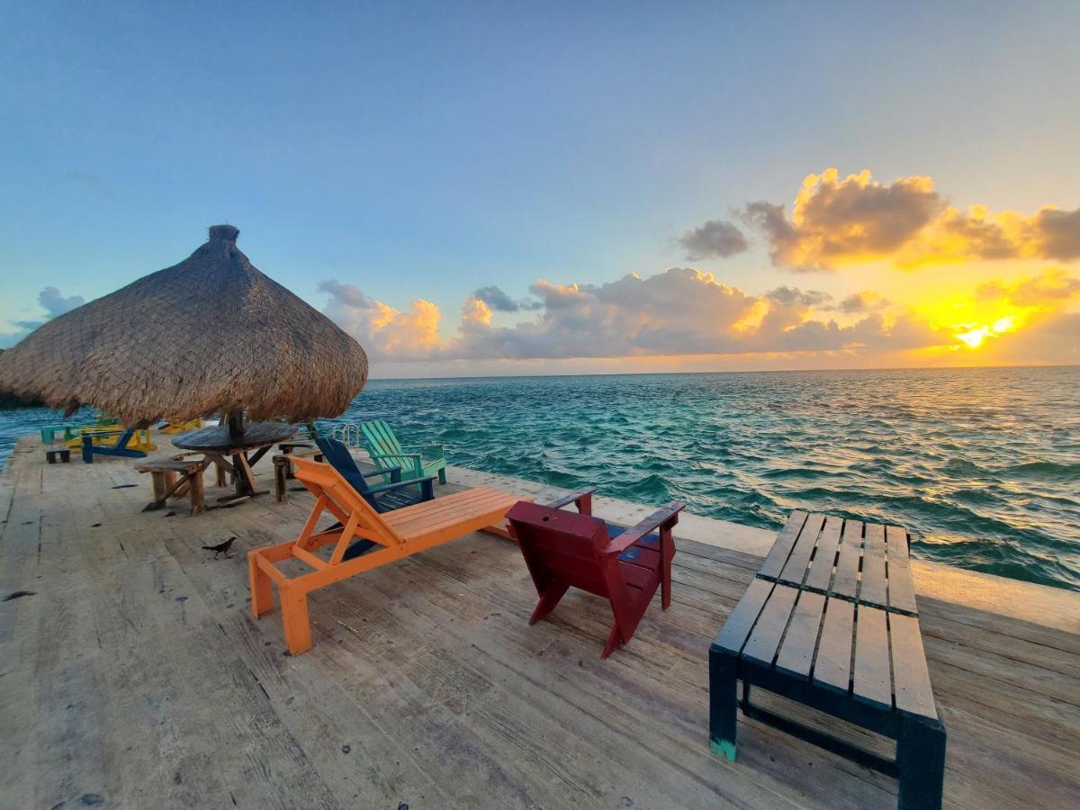 Hotel The Bounty Caye Caulker Exterior foto