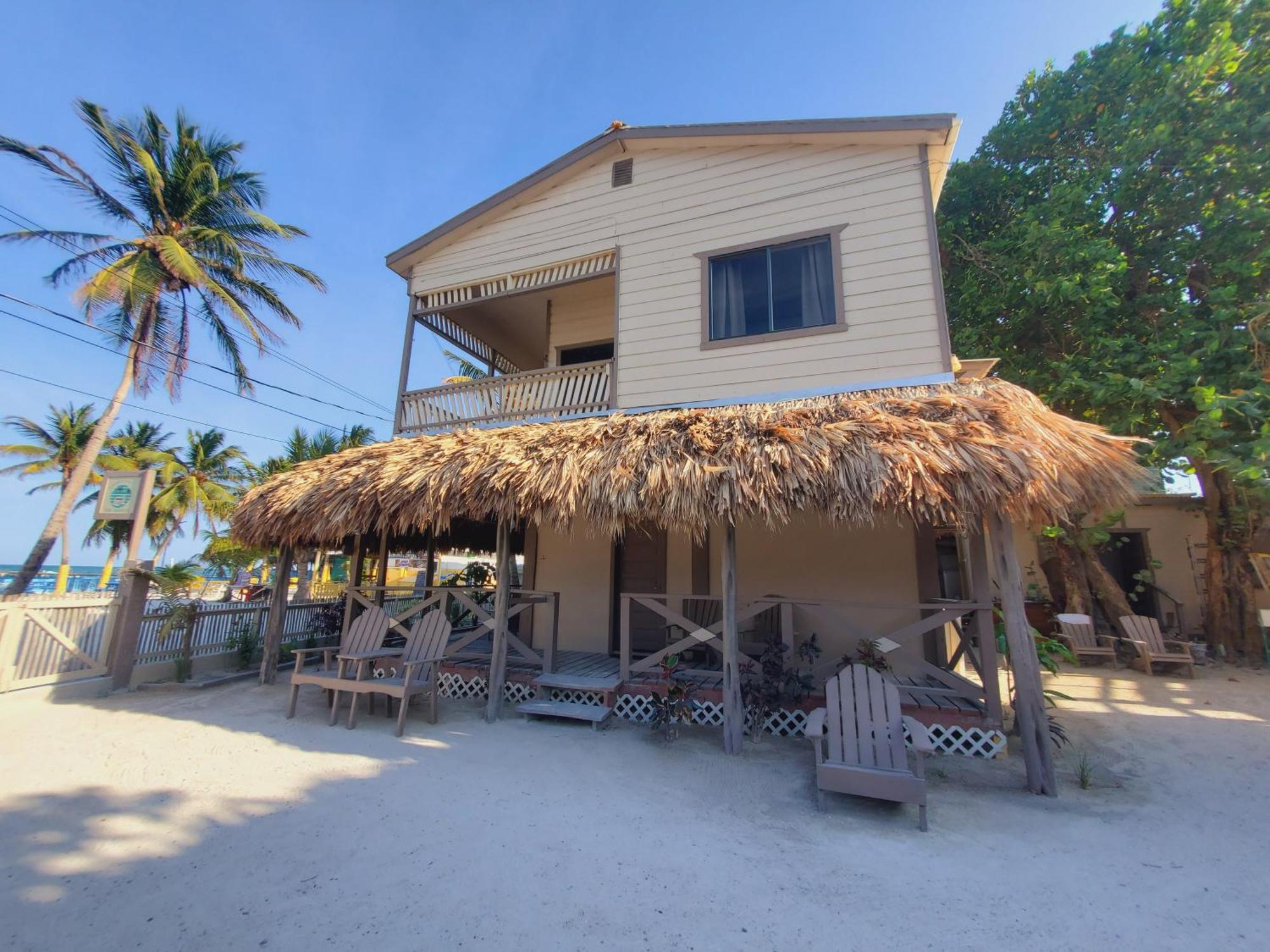 Hotel The Bounty Caye Caulker Exterior foto
